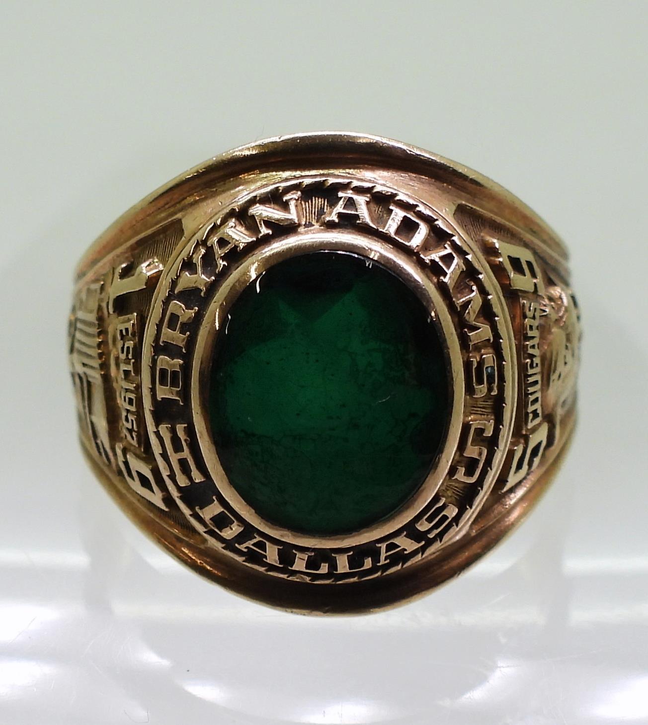 A 10k gold American college ring, for Bryan Adams High School Dallas 1959 Cougars, size Gents size - Image 3 of 5