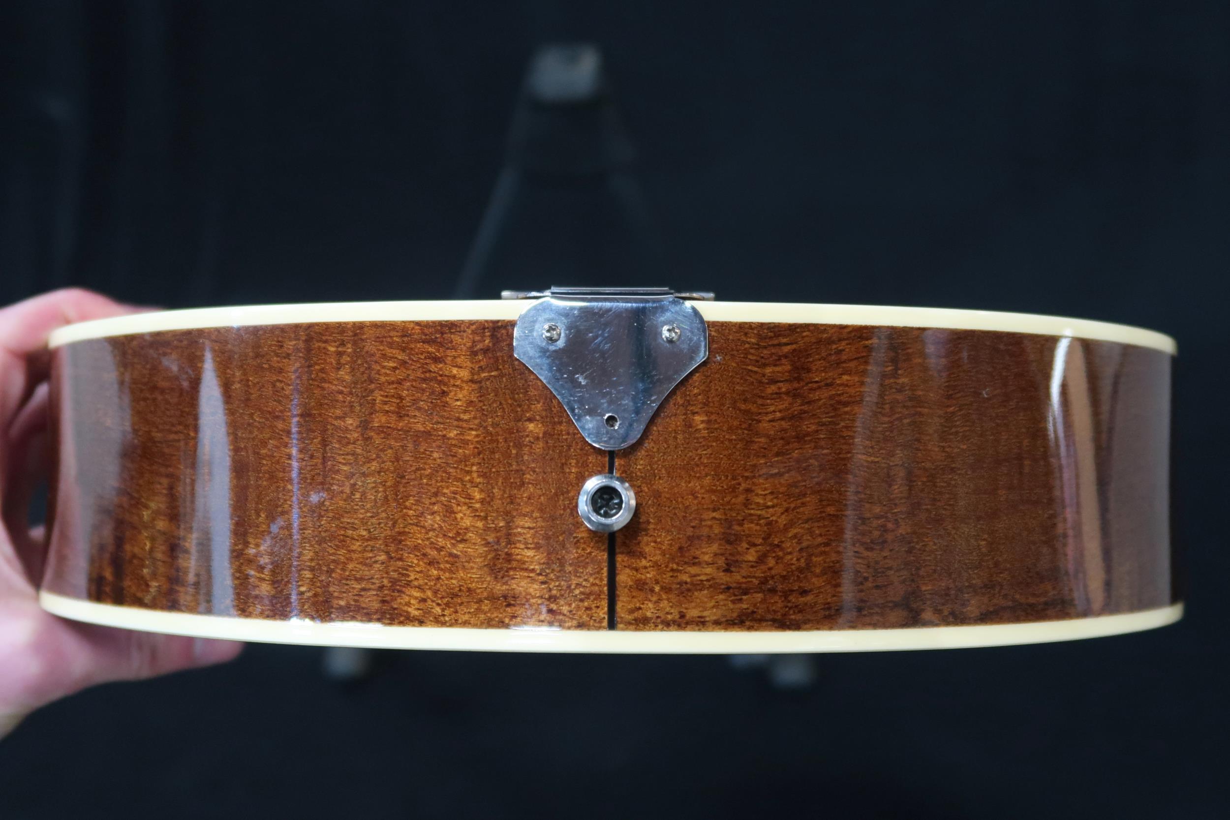 A Kentucky bouzouki mandolin 24 frets model KM-004 serial number 18514 bearing label to the interior - Image 7 of 16