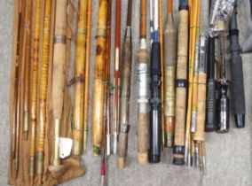 A collection of fishing rods, including an S.Y-PS-18 telescopic example and a gaff Condition