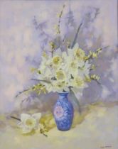 GWEN DYMOND (CONTEMPORARY SCHOOL)  STILL LIFE WITH NARCISSUS  Oil on canvas, signed lower right,