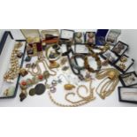 Costume jewellery to include gem stone bracelets to include Tiger's eye, a cheroot cutter, a