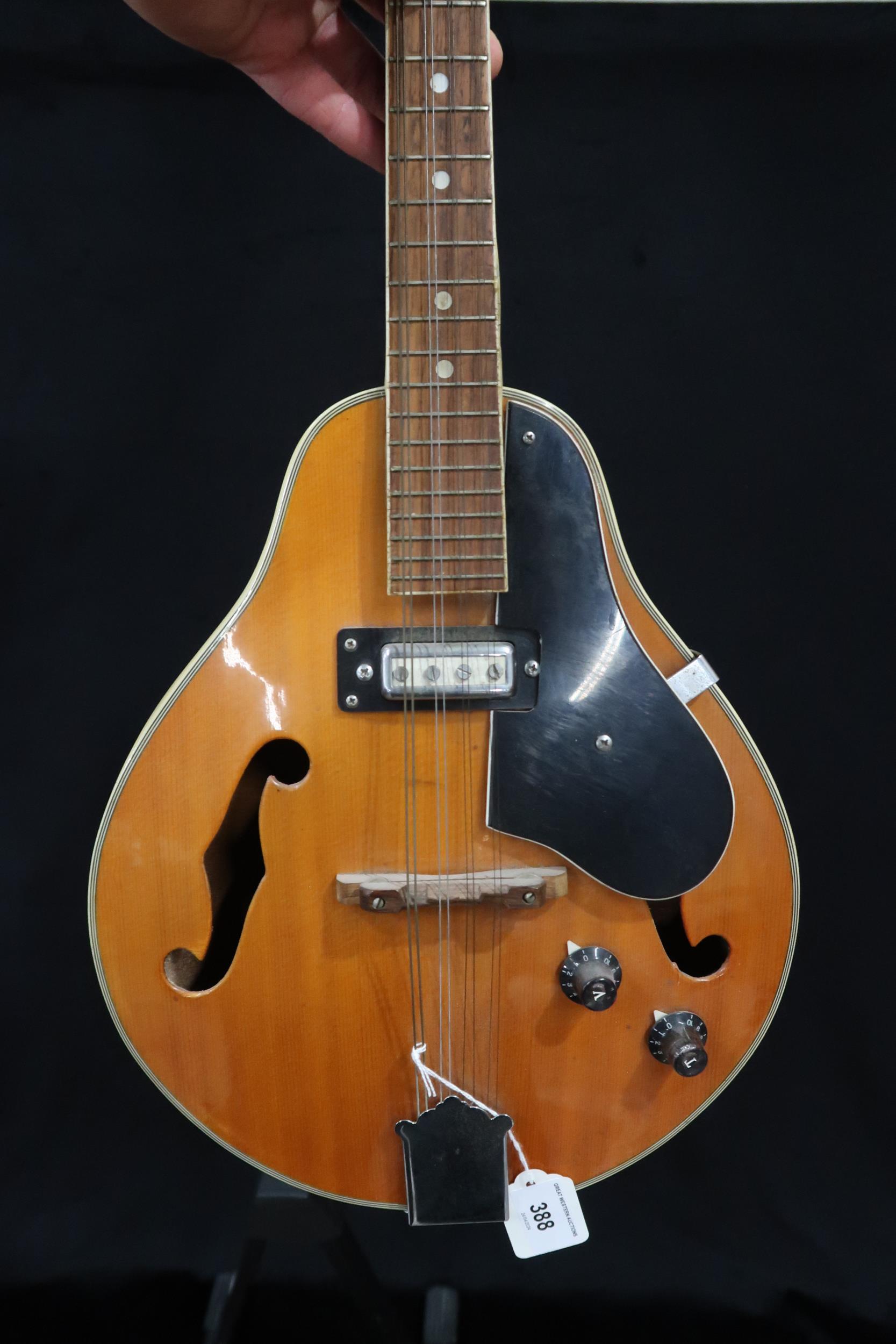 COLUMBUS a vintage 1960's Columbus electro acoustic archtop mandolin 20 frets. This Instrument is - Image 2 of 7