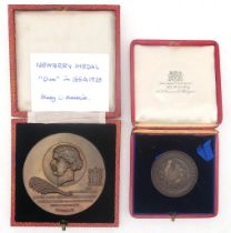 Glasgow School of Art A cased Newberry Medal awarded to Mary Campbell Mackie, June 1943