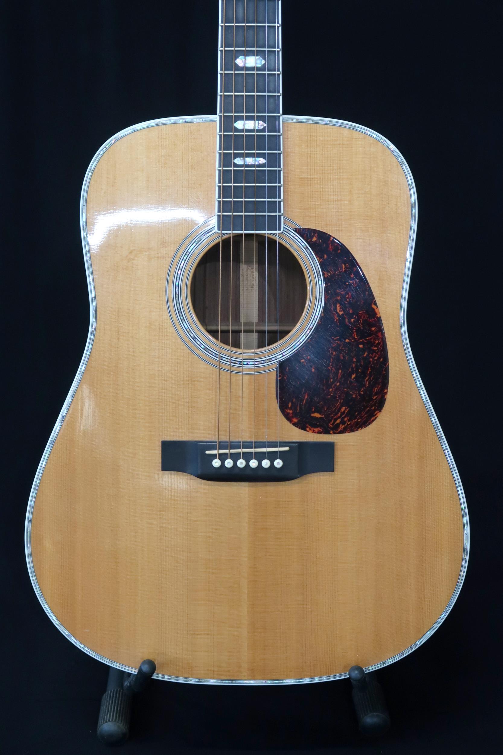 A Martin D-41 dreadnought 6 string acoustic guitar serial number 1012136 made in 2004 with a - Image 2 of 21