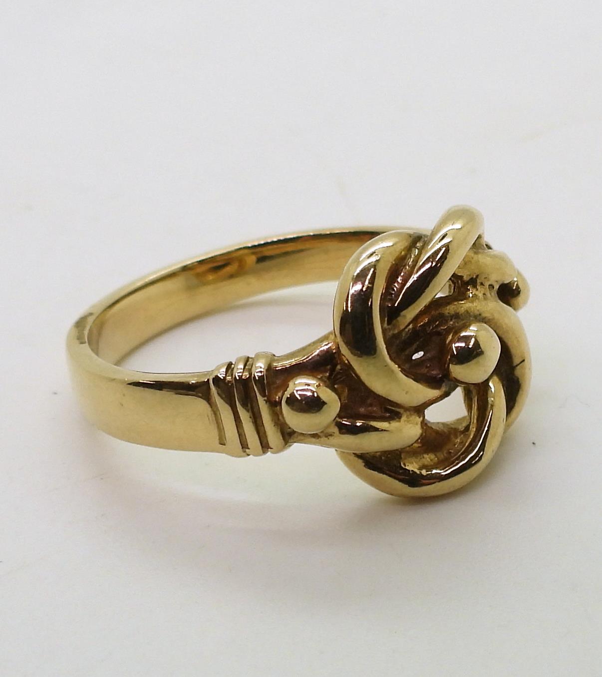 A 9ct gold knot ring, size X1/2, weight 8.2gms Condition Report:Available upon request - Image 4 of 5