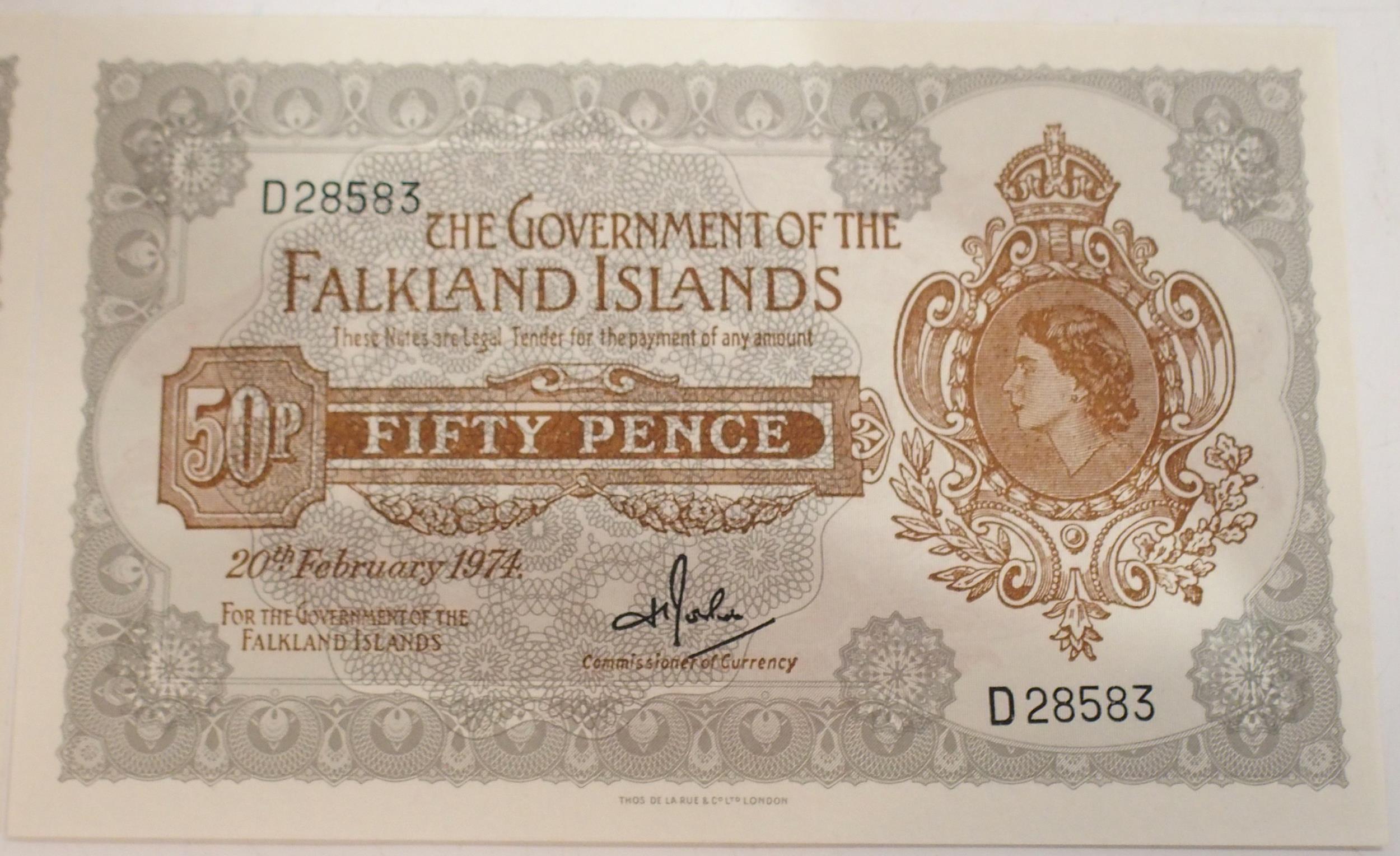 Falkland Islands (British Overseas Territories) 50p Bank Notes D18321 25th September 1969, D28583 - Image 6 of 6