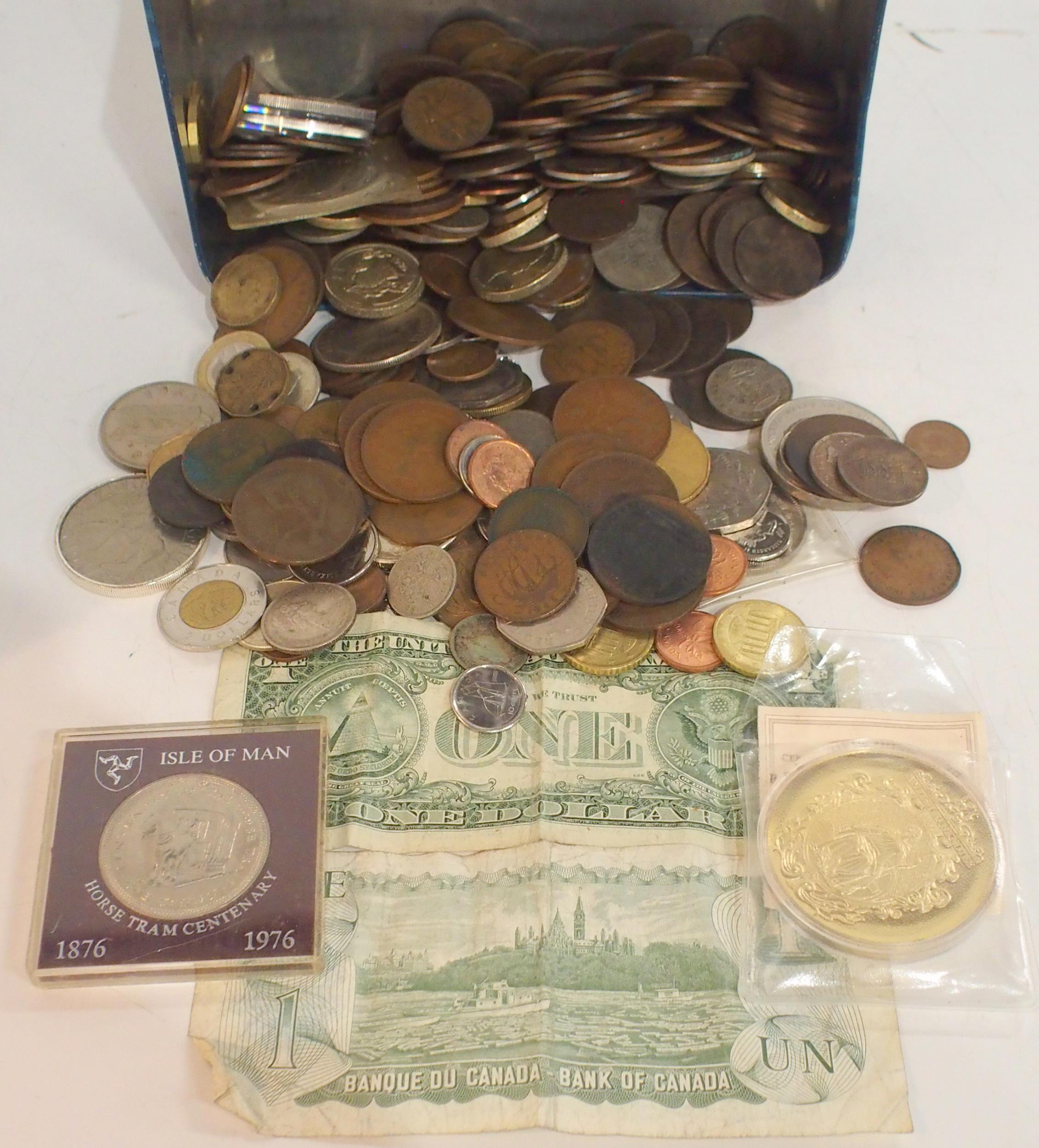 A lot comprising various GB and worldwide coins etc Condition Report:Available upon request