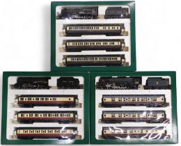 Boxed Hornby 00-gauge Special Presentation Edition R2031 The Bristolian (w/ "Venus" locomotive),