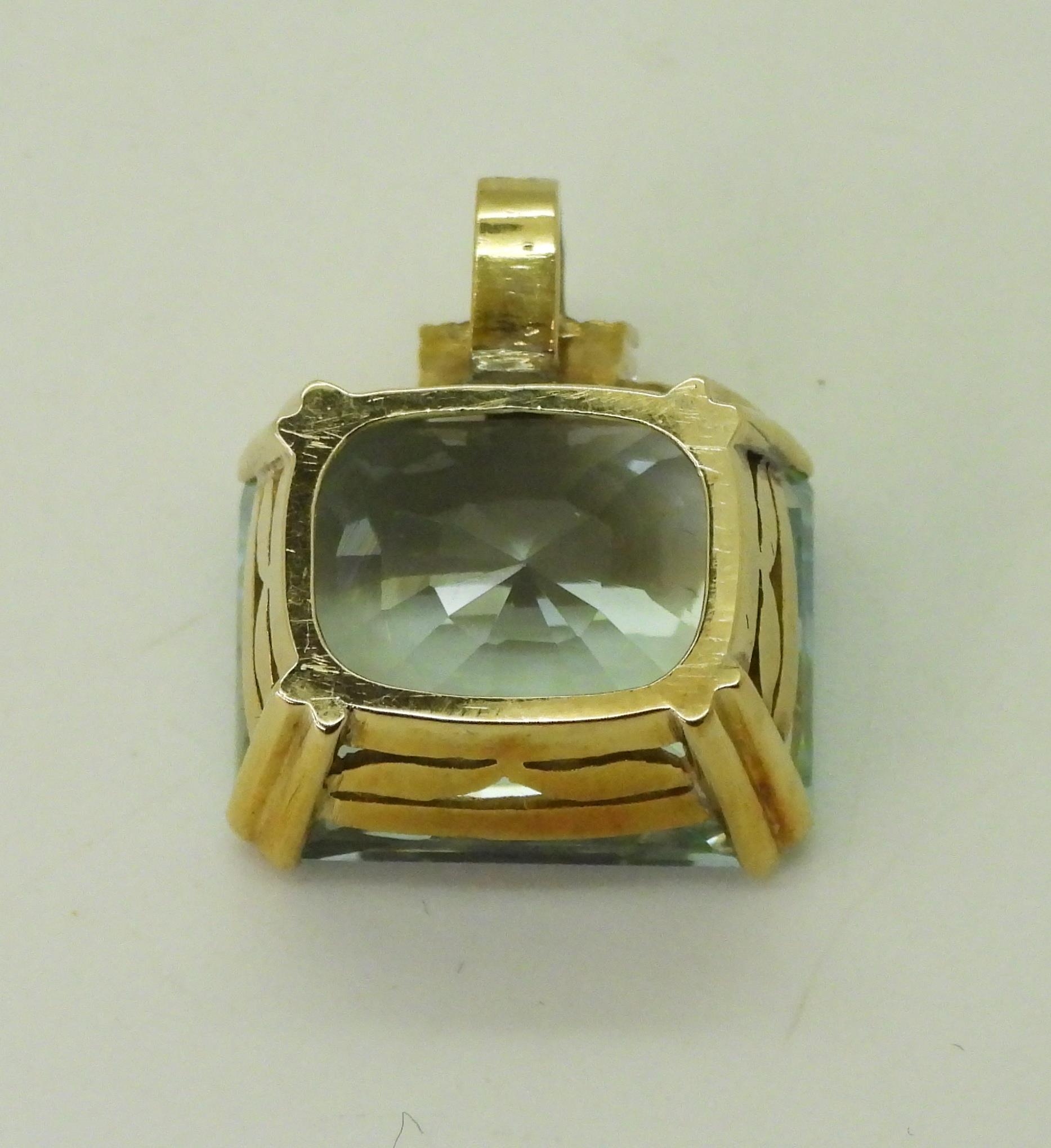 Aquamarine pendant set in 14k gold and further set with sparkling white sapphires. Aquamarine approx - Image 7 of 8