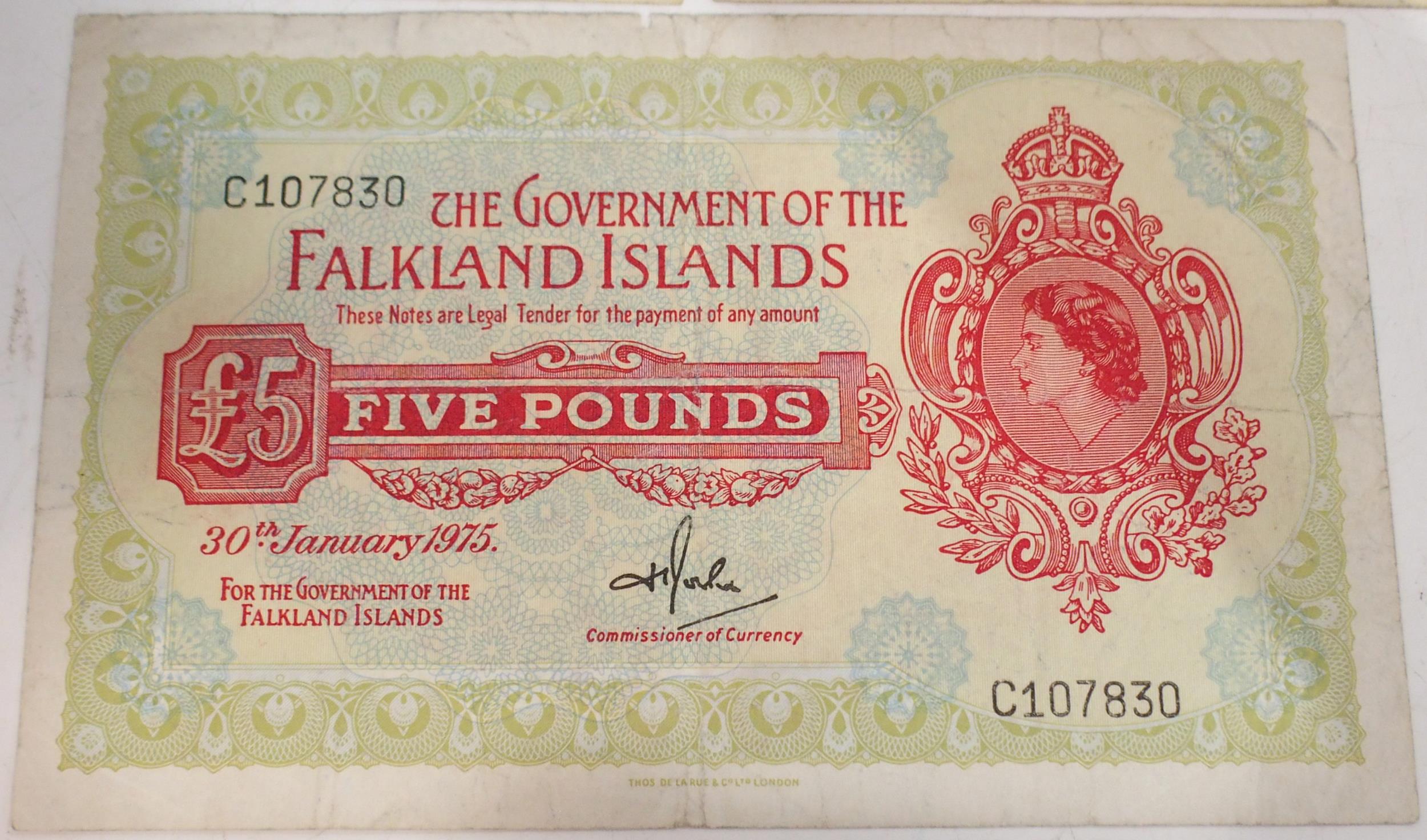 Falkland Islands (British Overseas Territories) 50p Bank Notes D18321 25th September 1969, D28583 - Image 2 of 6