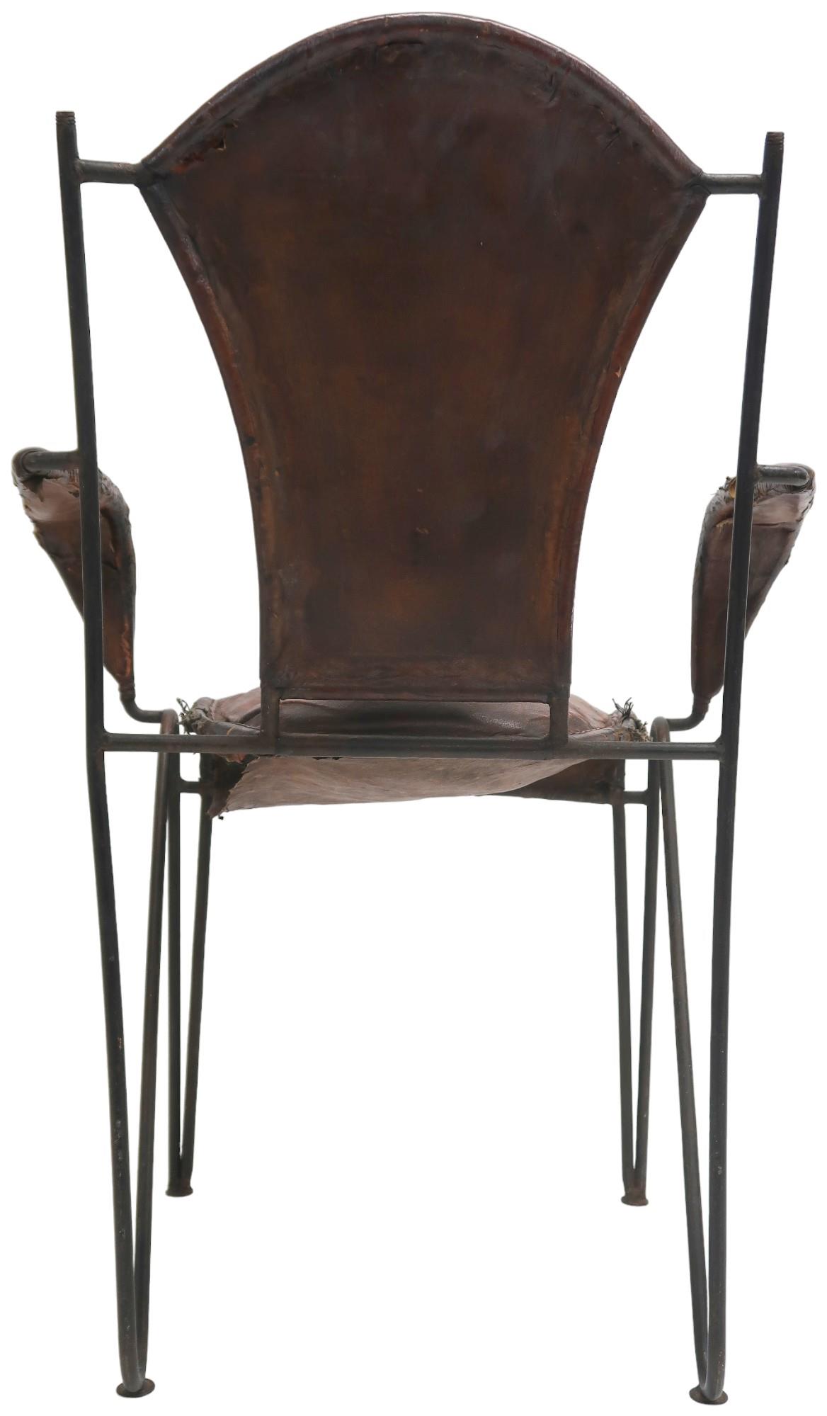 A MID 20TH CENTURY LEATHER & IRON ARMCHAIR AFTER JACQUES ADNET with open armrests made with stitched - Image 4 of 6