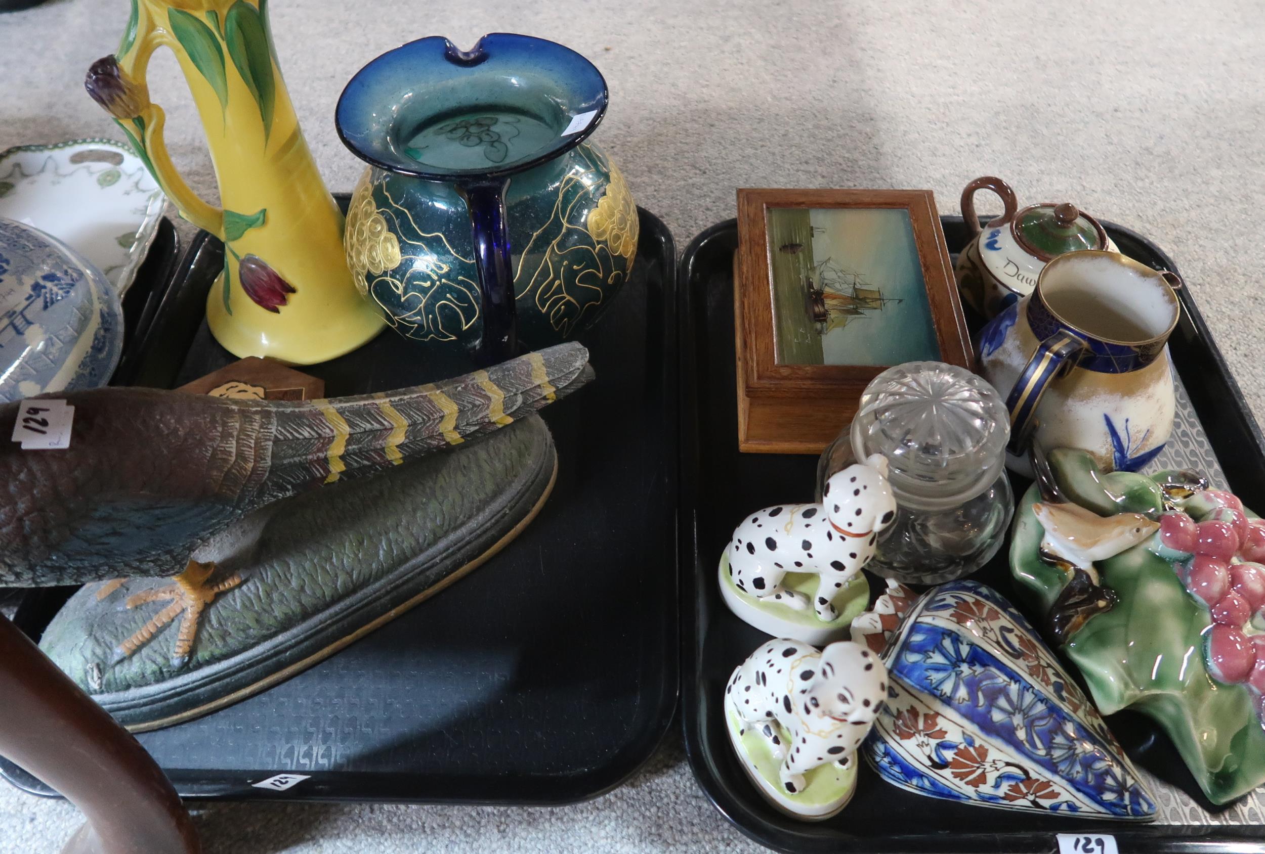 A collection of assorted ceramics and glassware including a pair of cat shaped flower stem - Image 3 of 3