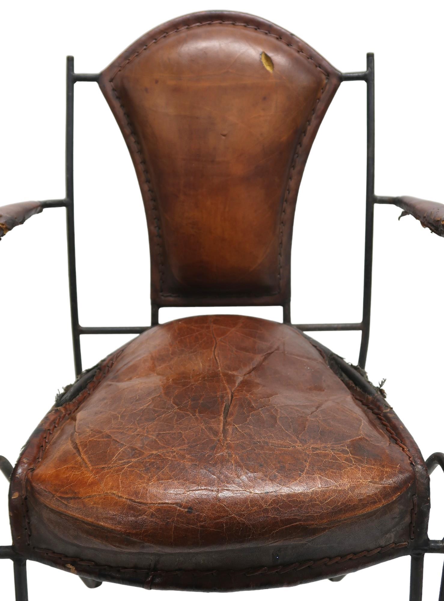 A MID 20TH CENTURY LEATHER & IRON ARMCHAIR AFTER JACQUES ADNET with open armrests made with stitched - Image 6 of 6