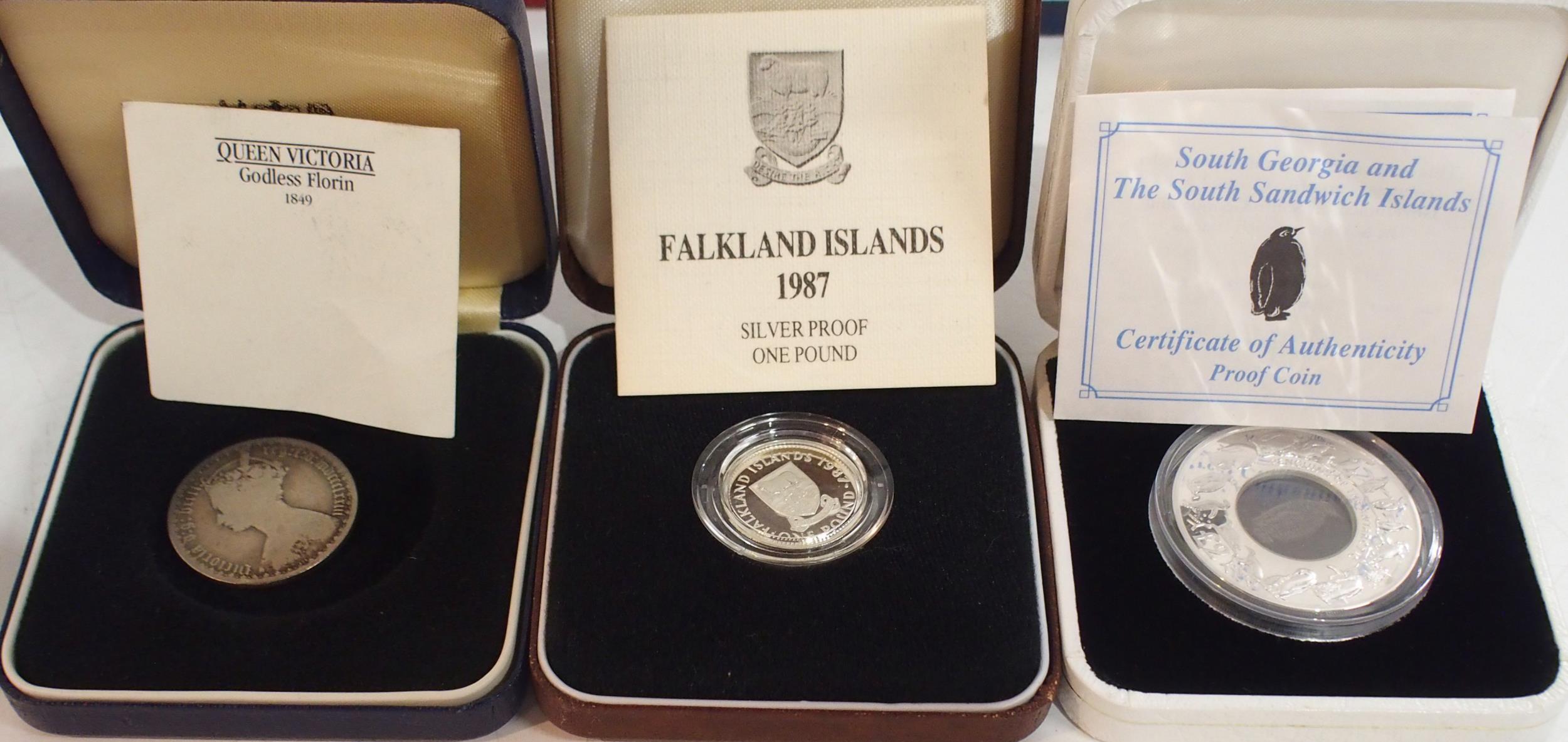 Falkland Islands £25 1986 Royal Wedding silver coin 150 grams and the 100th Anniversary of Self - Image 3 of 3