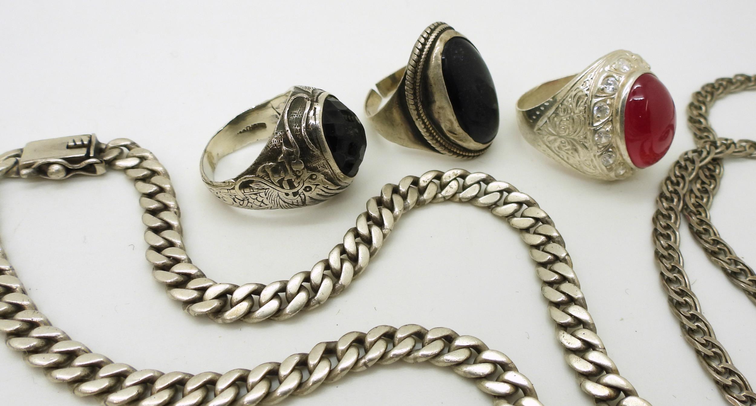 A collection of silver and white metal jewellery to include curb chain necklaces, an Italian - Image 2 of 5