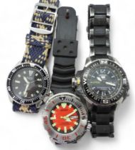 Three Seiko automatic watches Condition Report:No condition report available.