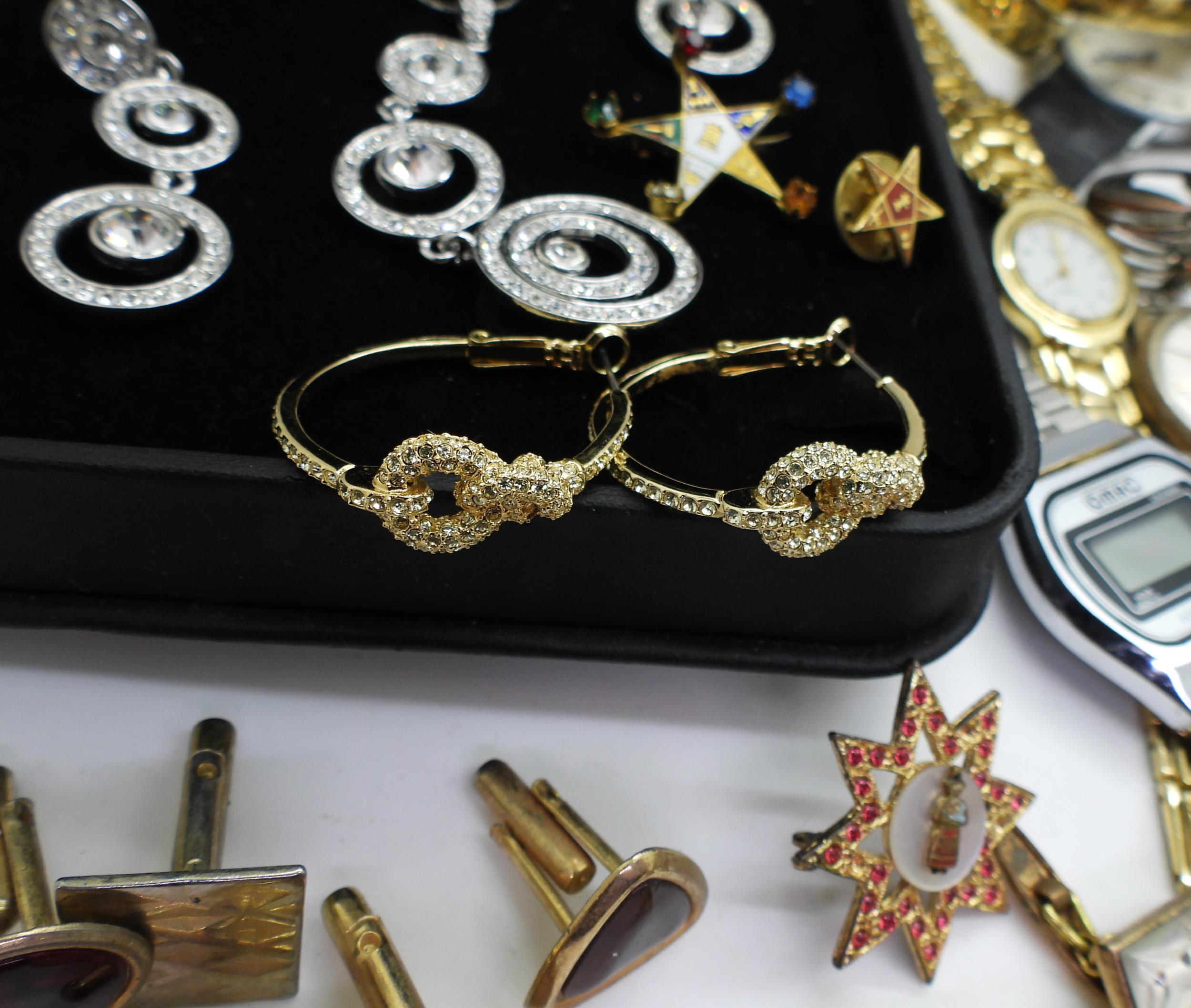 Retro Stratton cufflinks, a boxed Swarovski necklace and earrings, white metal and rolled gold - Image 3 of 5