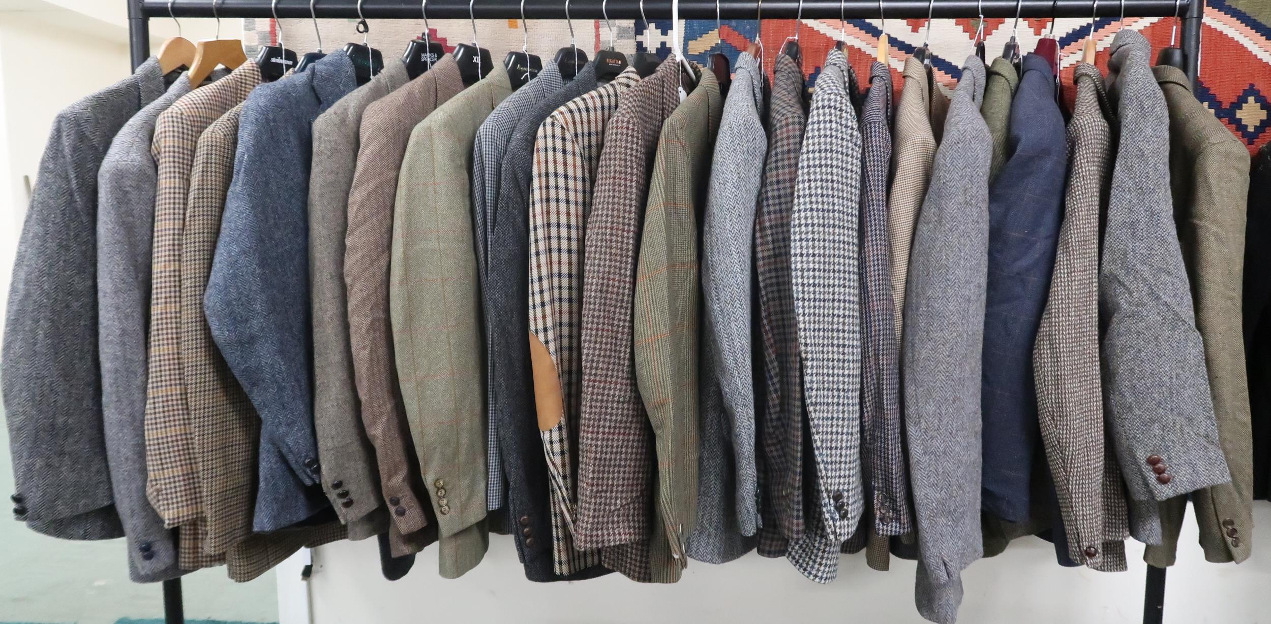 A lot of twenty four assorted gents sports coats, blazers and suit jackets to include Harris Tweed