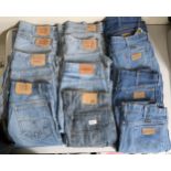 A lot of assorted gents denim jeans to include Levi's, wranglers and Boss Condition Report:Available