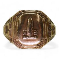 A 10K gold American college style ring design shows 1933 HS Beacon, size S, weight 7.6gms