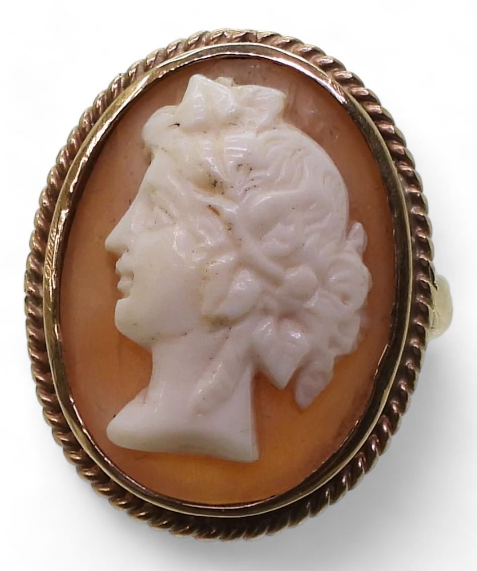 A 9ct gold cameo ring, size N, weight 7.1gms Condition Report:Available upon request