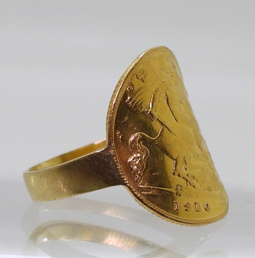 A 1910 gold half sovereign with a soldered on 9ct shank, size P, weight 5.1gms, Condition Report: - Image 2 of 3