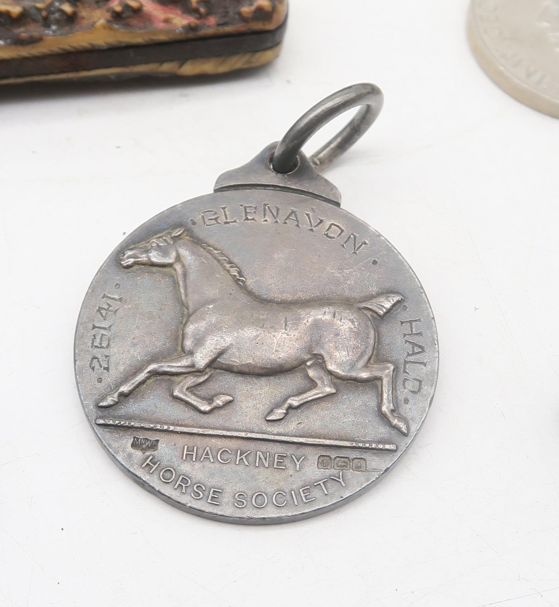 A large and eclectic mixed lot, comprising a silver Hackney Horse Society medal, engraved "26141 - Image 2 of 6