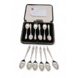 A cased set of silver spoons, by Cooper Brother & Sons, Sheffield, and another loose set, 167gms (2)