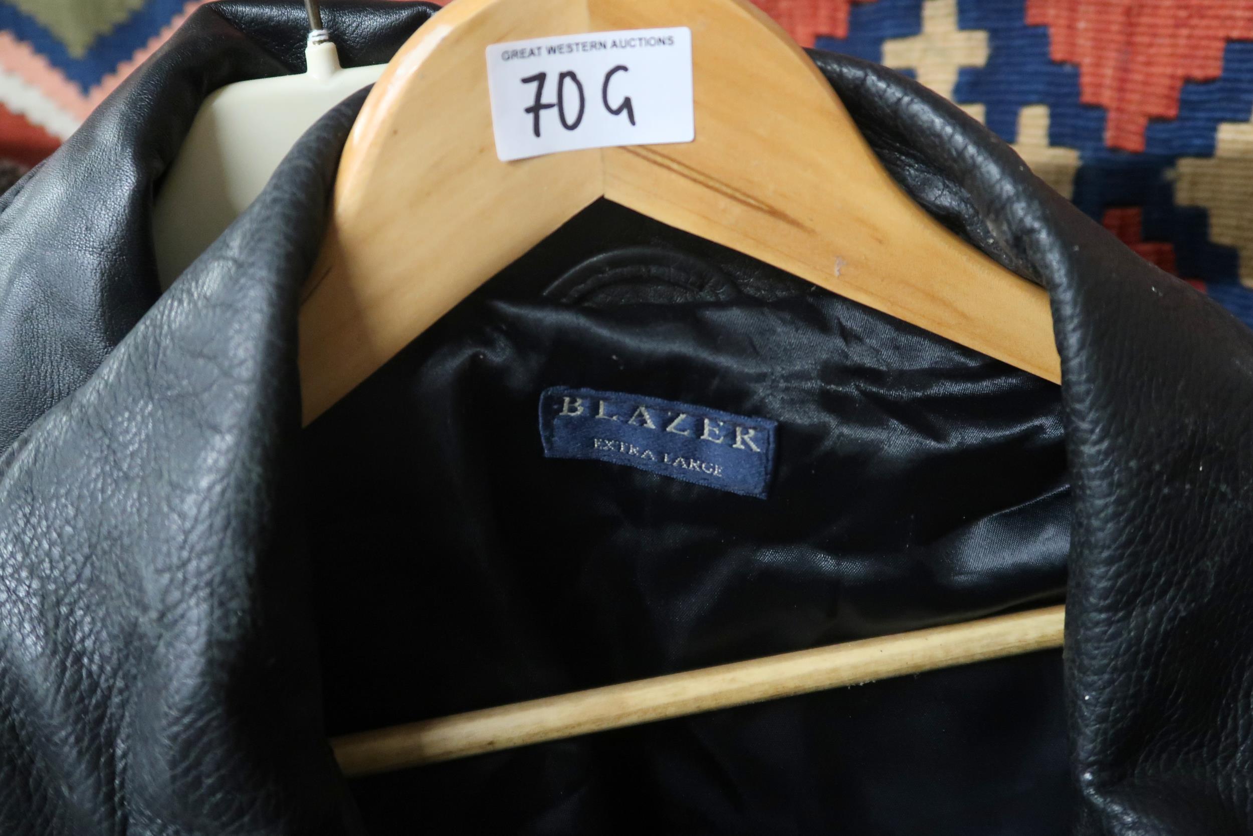 A lot of twelve assorted gents leather coats/jackets (12) Condition Report:Available upon request - Image 3 of 12