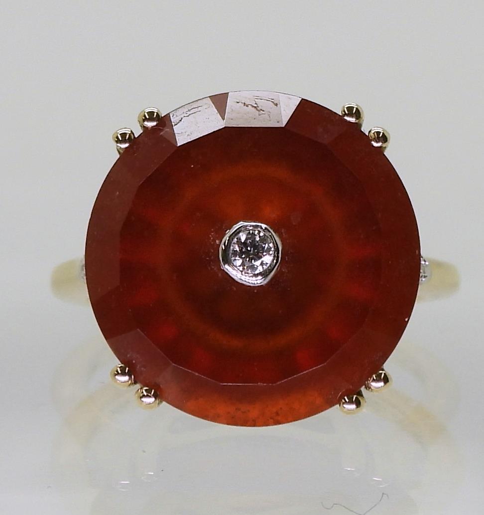 A 9ct gold Glen Lehrer carnelian and diamond 'Torus' ring, size J1/2, weight 4.3gms  Condition - Image 2 of 4