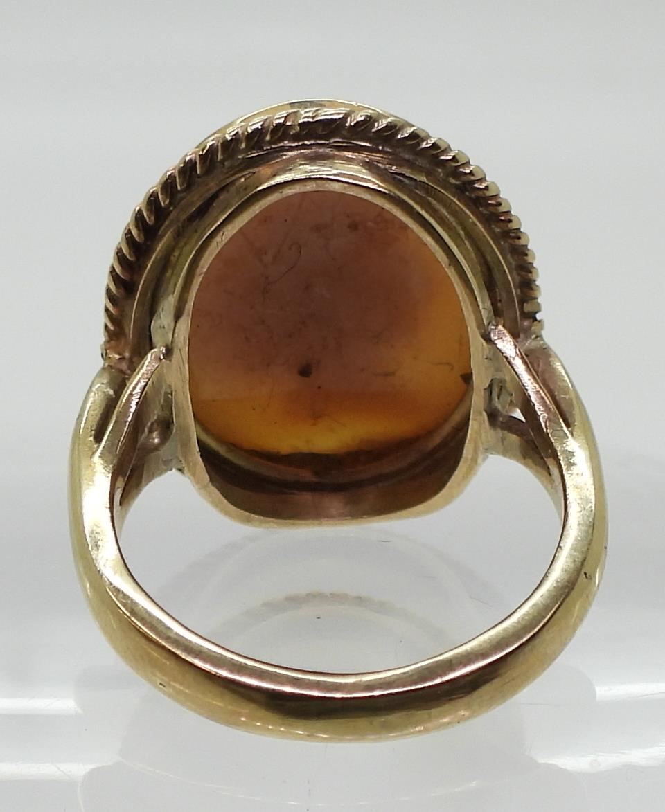 A 9ct gold cameo ring, size N, weight 7.1gms Condition Report:Available upon request - Image 4 of 4