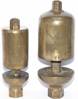 Great Western Railway brass locomotive Whistles, a pair. Small whistle stamped GWR on the top and