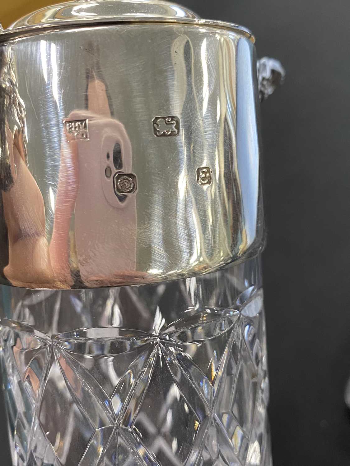 A silver mounted glass claret jug - Image 4 of 7