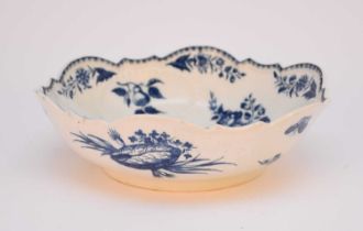 Caughley 'Pine Cone' salad bowl or junket dish, circa 1785