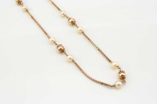 A 9ct gold cultured pearl set necklace