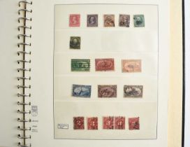 USA Stamp collection 1861-1978 very clearly laid out in two black Lindner albums