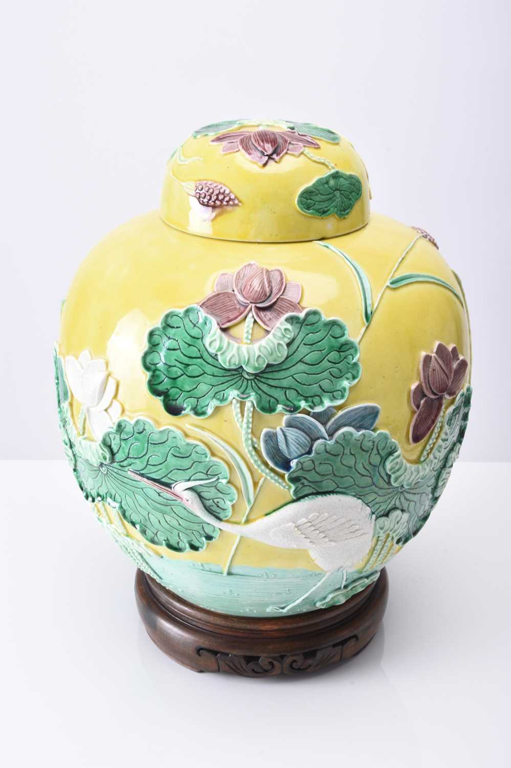 A Chinese ginger jar attributed to Wang Binrong - Image 6 of 7