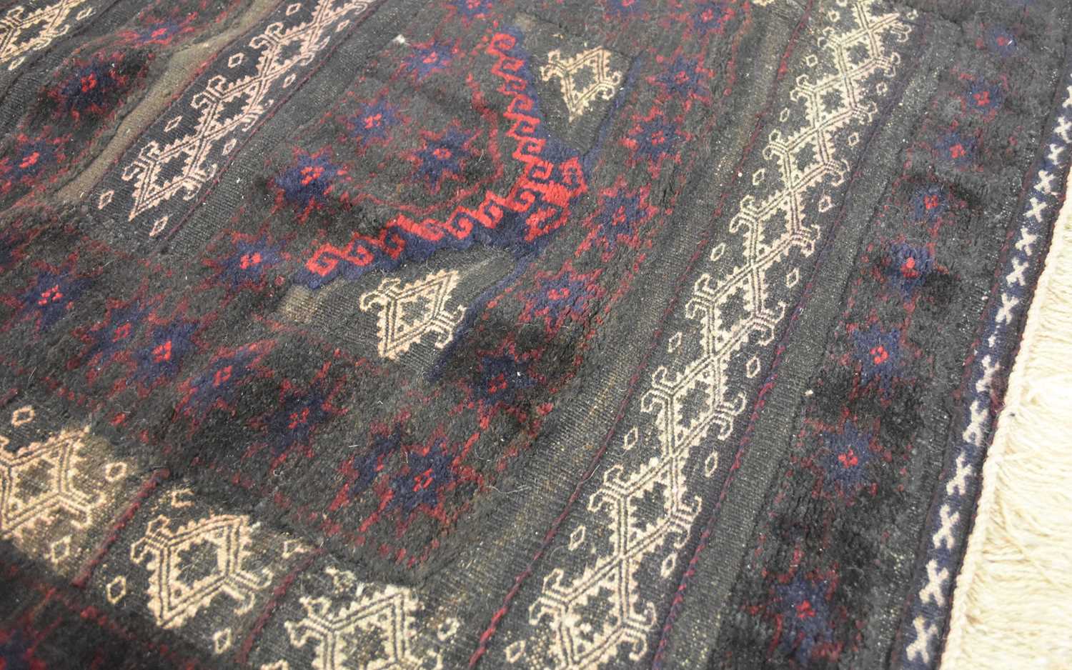 An Afghan tribal kelim rug - Image 2 of 2