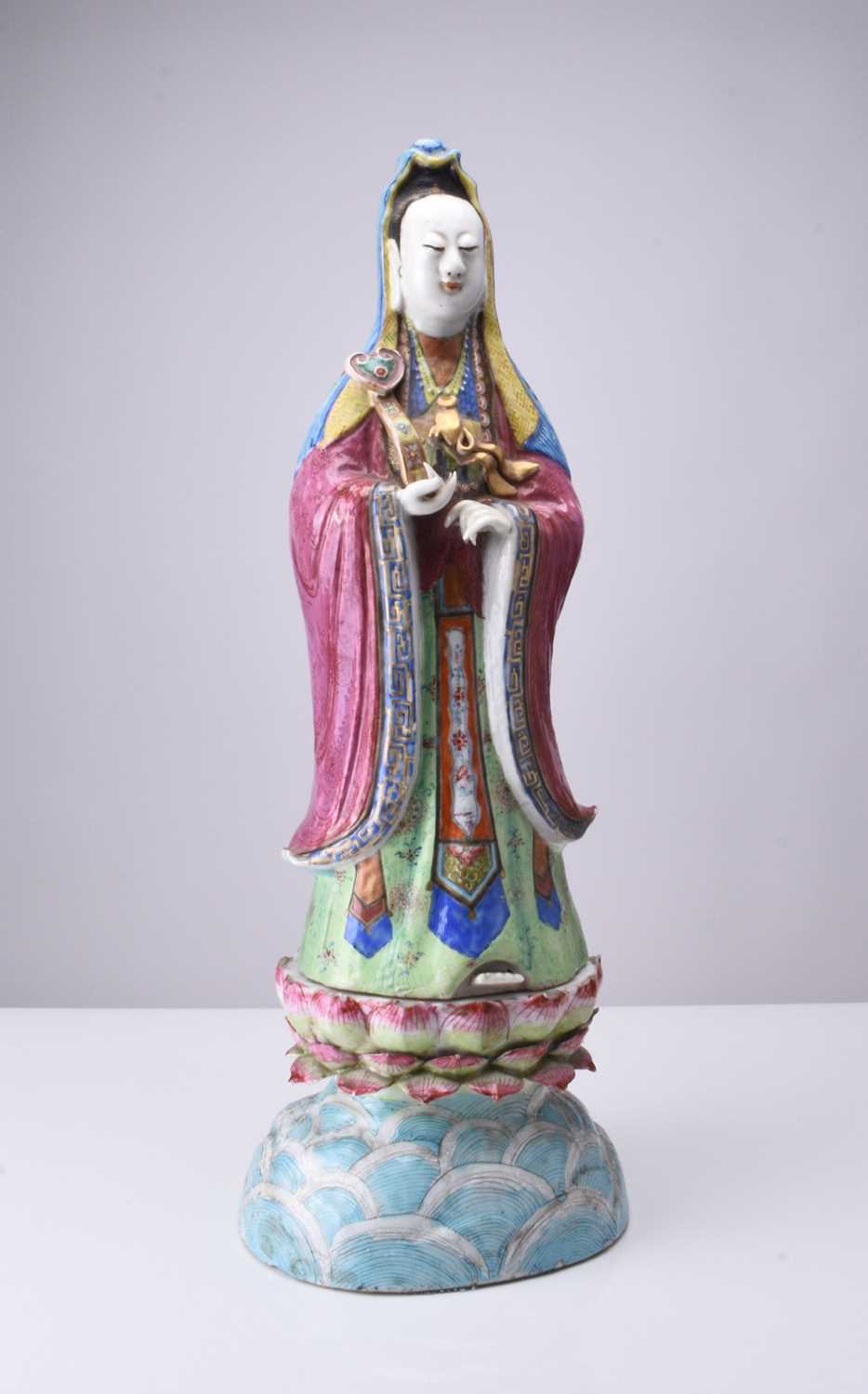 A Chinese famille rose figure of Guanyin, Qing Dynasty