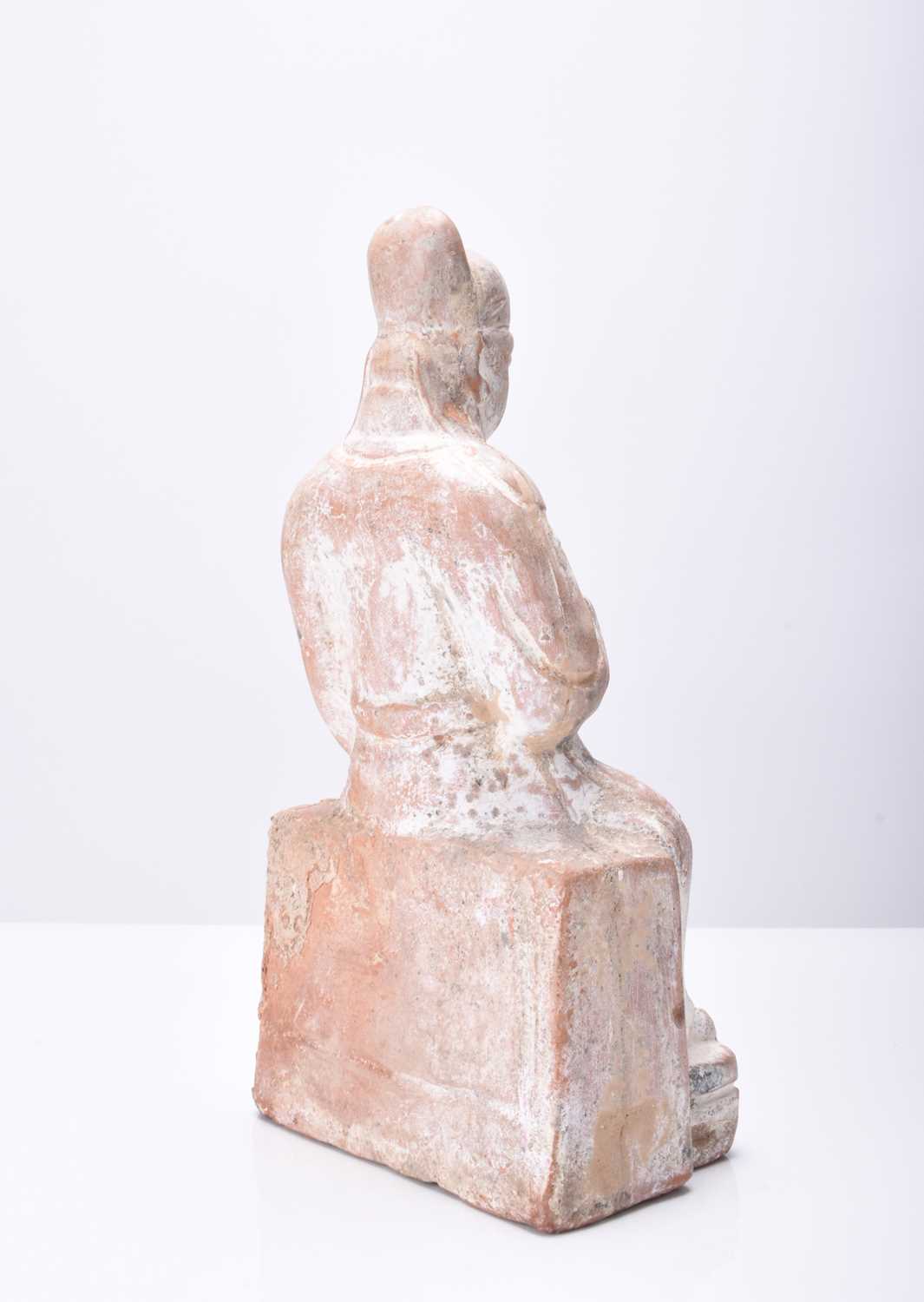 A Chinese buff pottery figure of a seated official, Tang Dynasty - Image 3 of 3