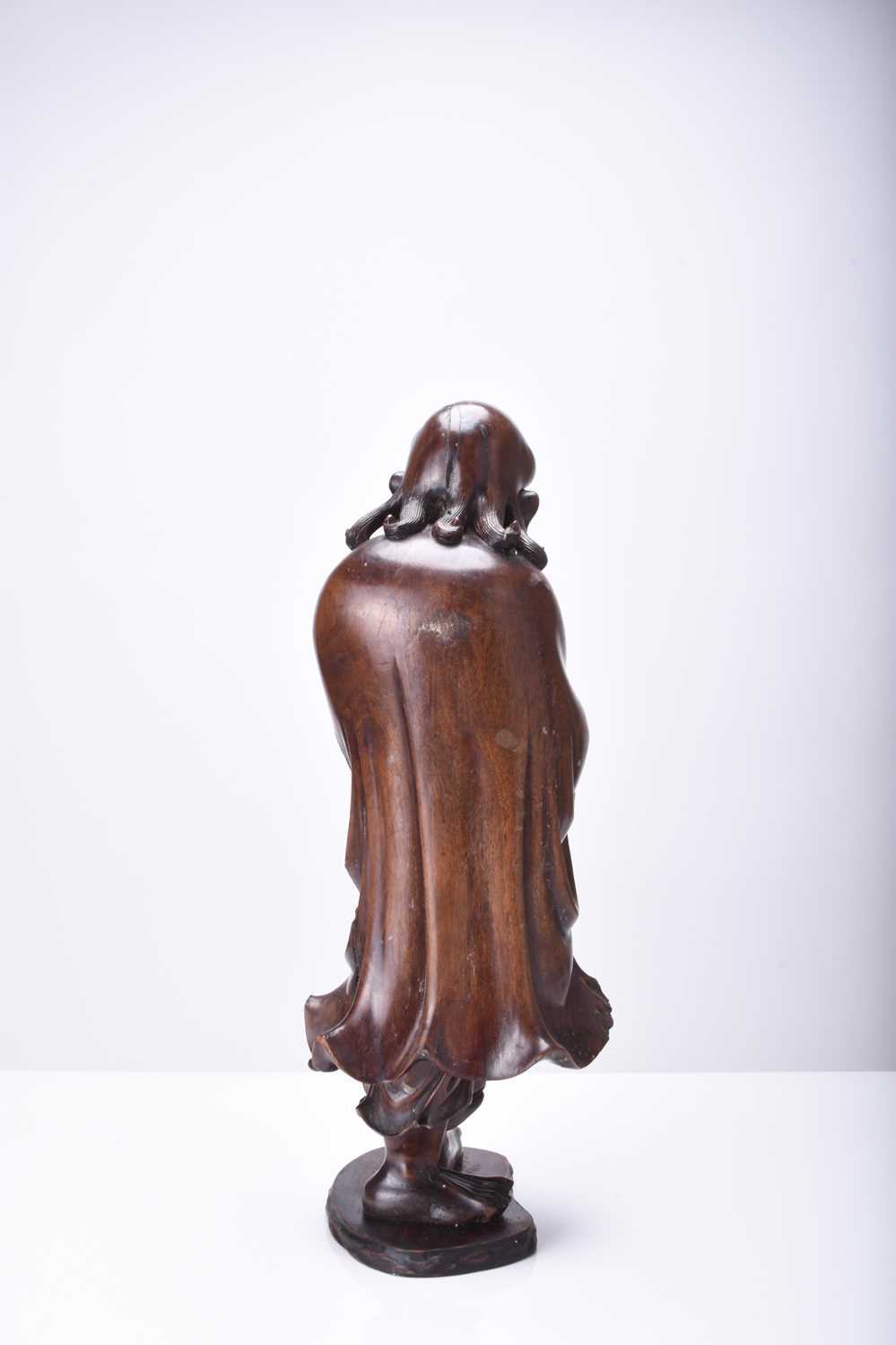 A Chinese carved wood figure of Luohan, Qing Dynasty - Image 4 of 4