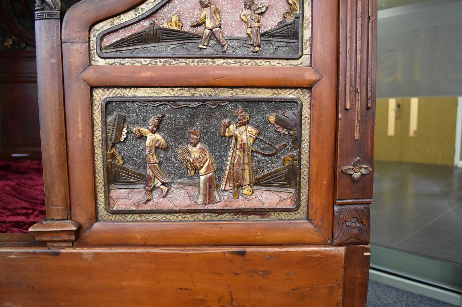 Chinese carved hardwood marriage bed, late Qing Dynasty - Image 12 of 14