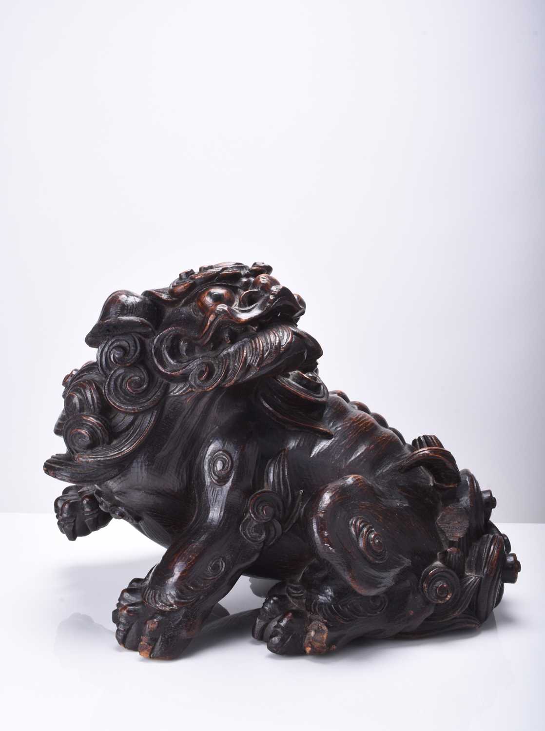 A large Japanese carved wood figure of a komainu, Edo/Meiji era