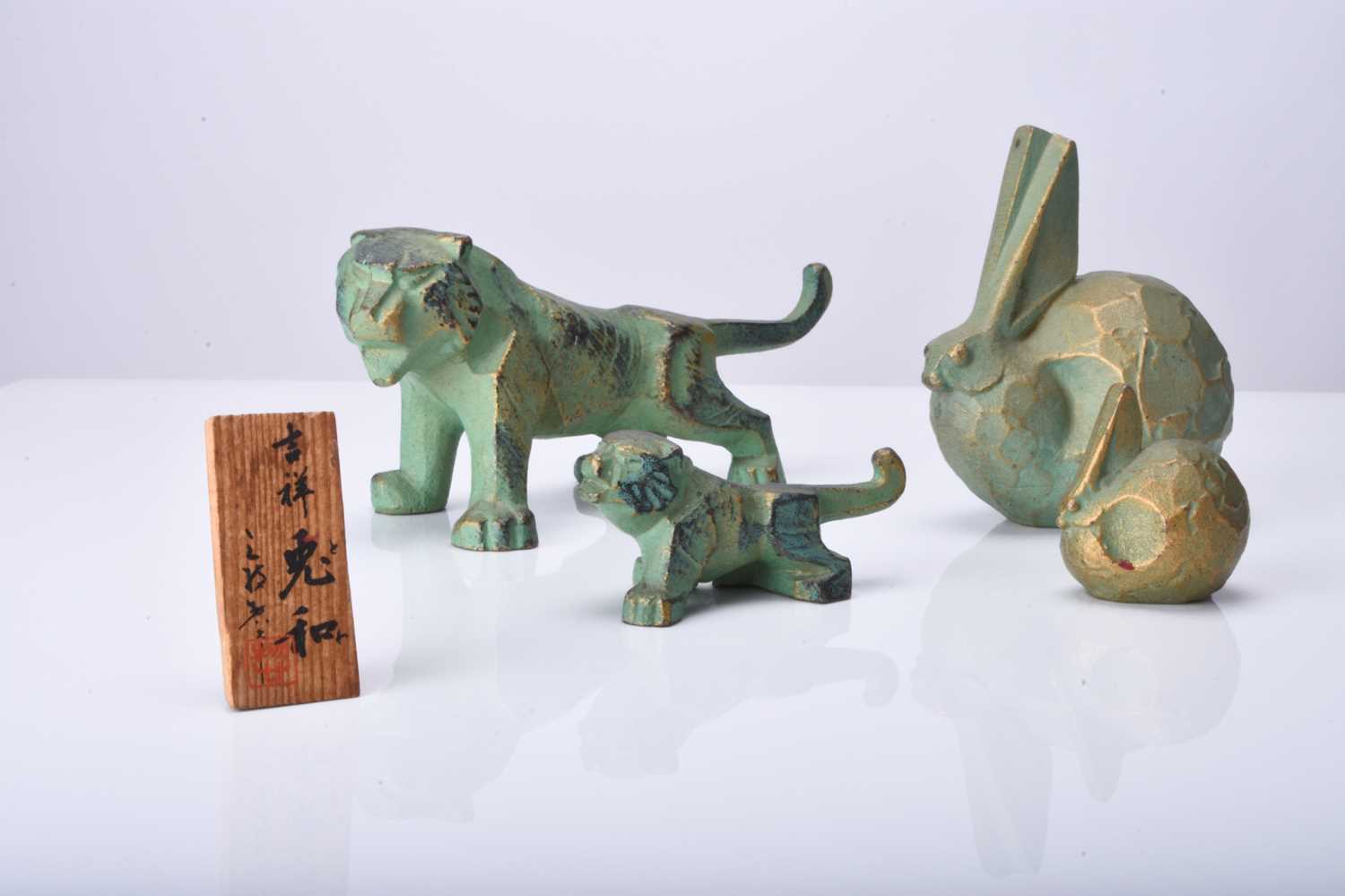 Saegusa Sotaro: Two pairs of bronze animal figures, Showa era