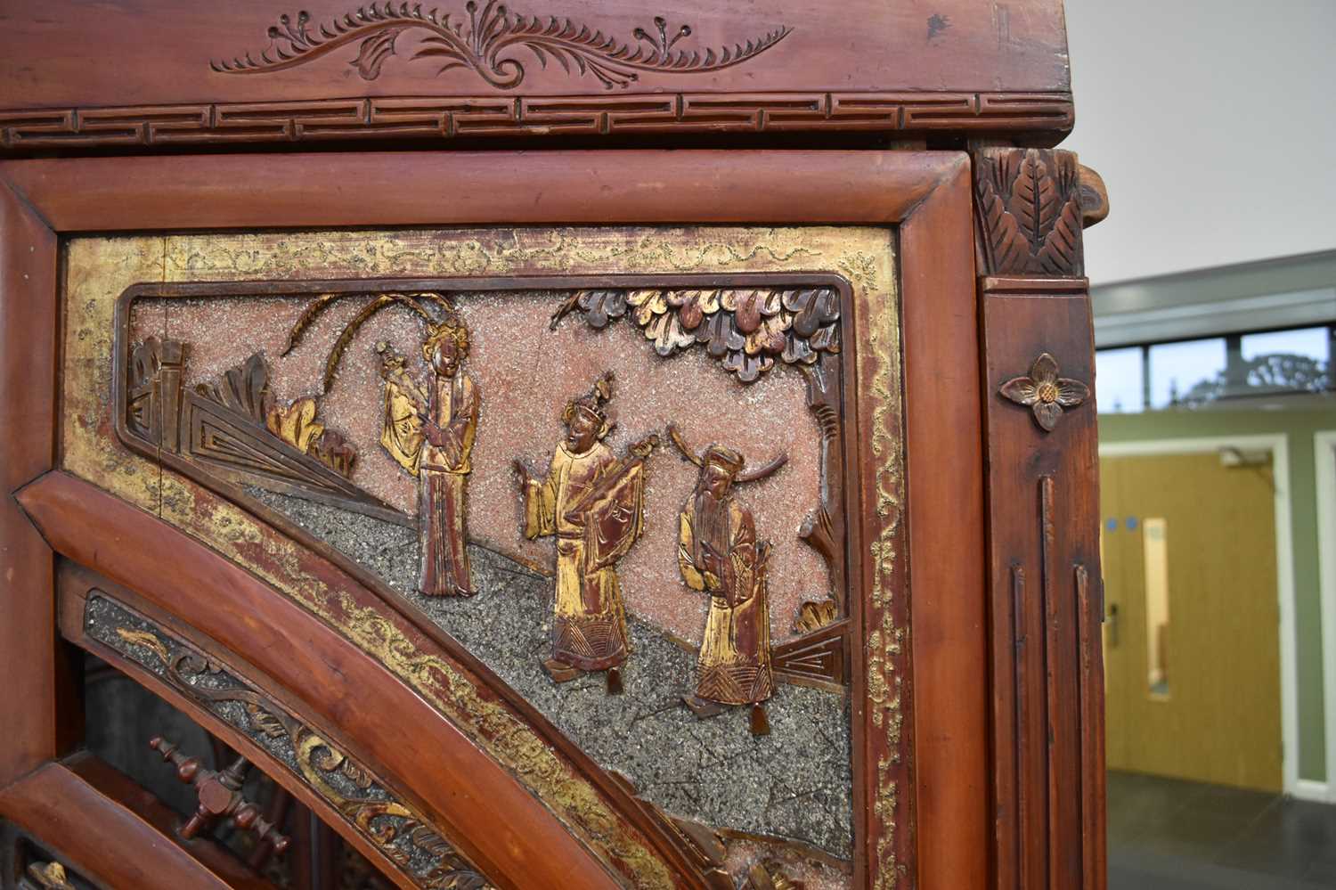 Chinese carved hardwood marriage bed, late Qing Dynasty - Image 13 of 14
