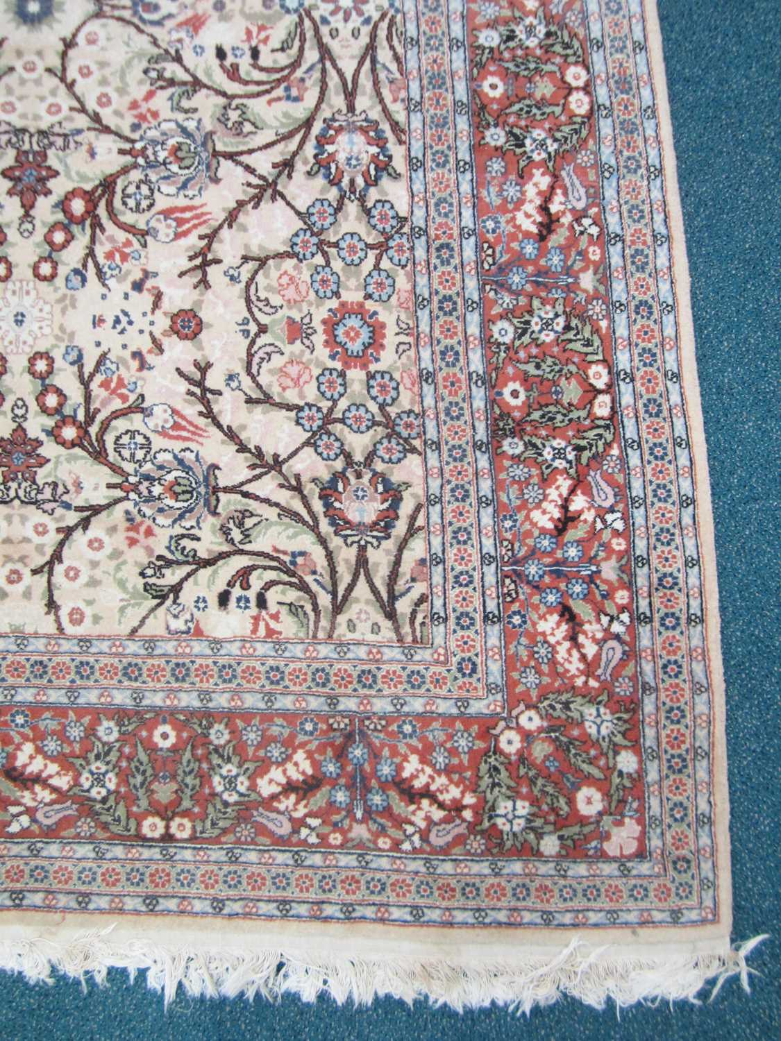 A Turkish Keyseri Bunyan carpet, 20th century - Image 3 of 3