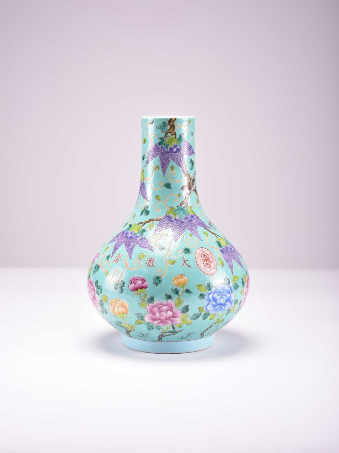 A Chinese Dayazhai porcelain bottle vase