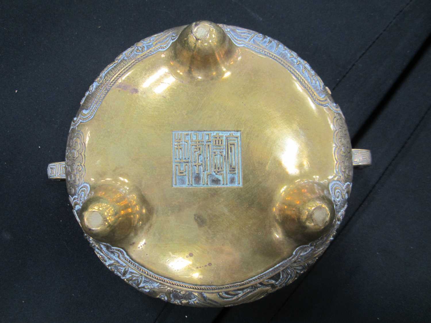 A Chinese bronze censer, Xuande seal mark but 19th century - Image 7 of 11