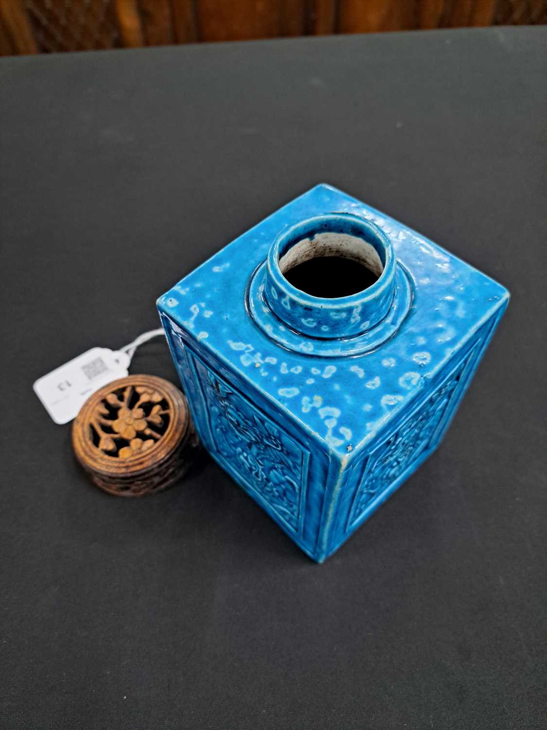 A Chinese Fahua turquoise glazed tea caddy, probably Qianlong - Image 5 of 6