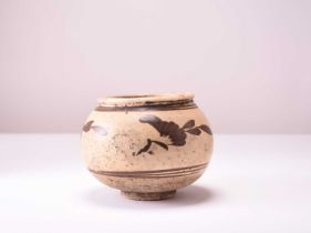 A Chinese painted Cizhou jar, Yuan Dynasty